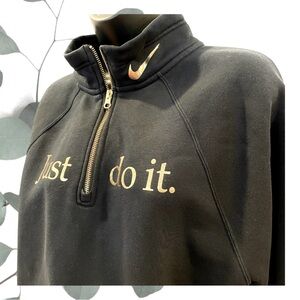 Nike half zip with gold lettering and detail. Great condition!